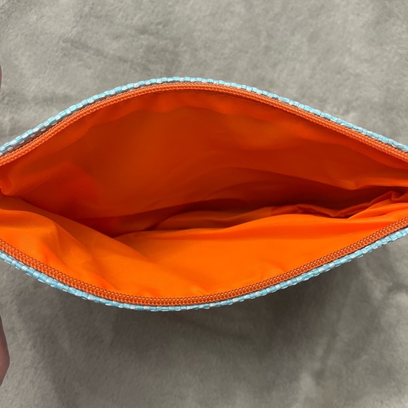 đź–¤Magid Women's THE Future IS Female Straw Pouch Clutch - Picture 2 of 3